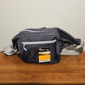 Lowepro Gray Belt Bag